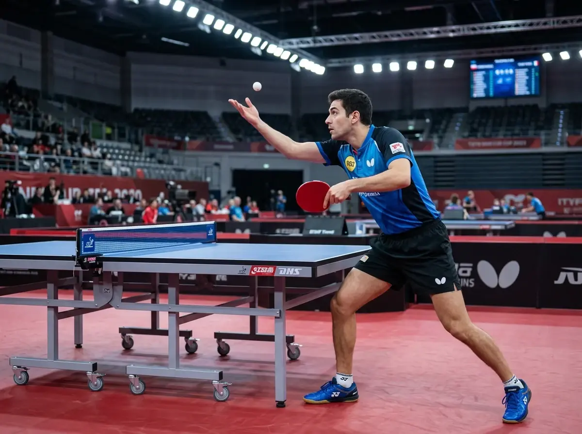 Tischtennisspieler beim Aufschlag in einer modernen Wettkampfhalle aus seitlicher Perspektive